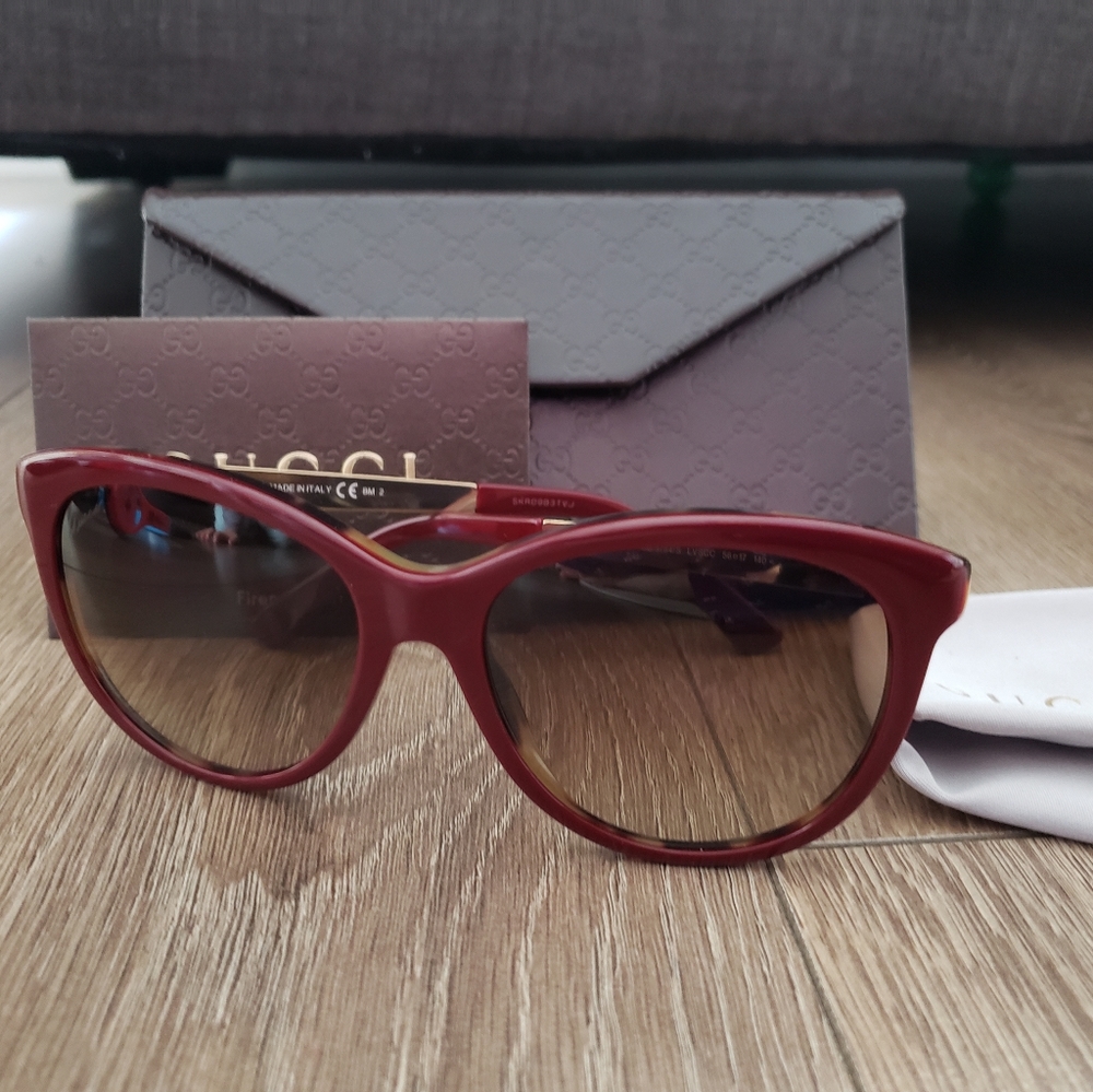 GUCCI Sunglasses